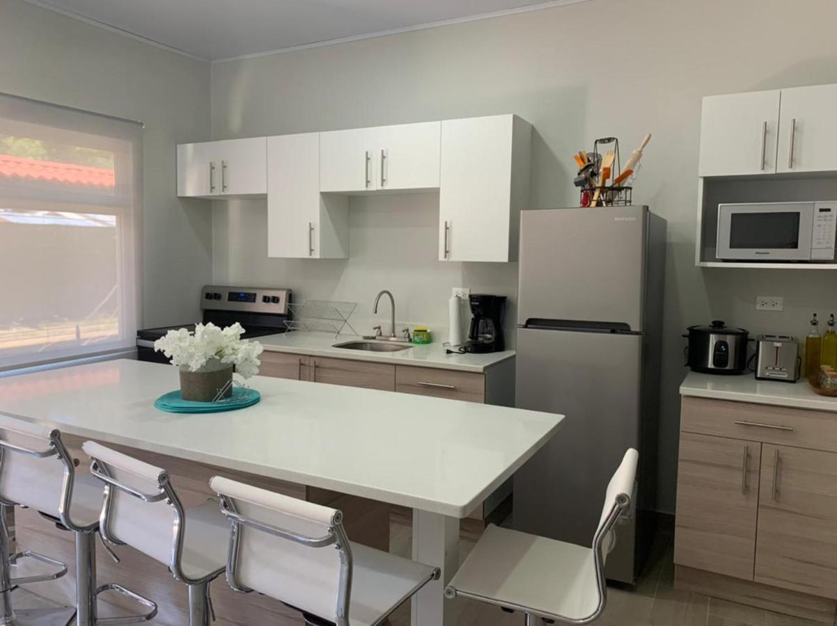 Apartamentos Ganesha Jacó Екстериор снимка